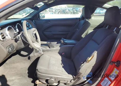 2007 Ford Mustang z USA, uszkodzony, nr VIN 1ZVFT80N475310657